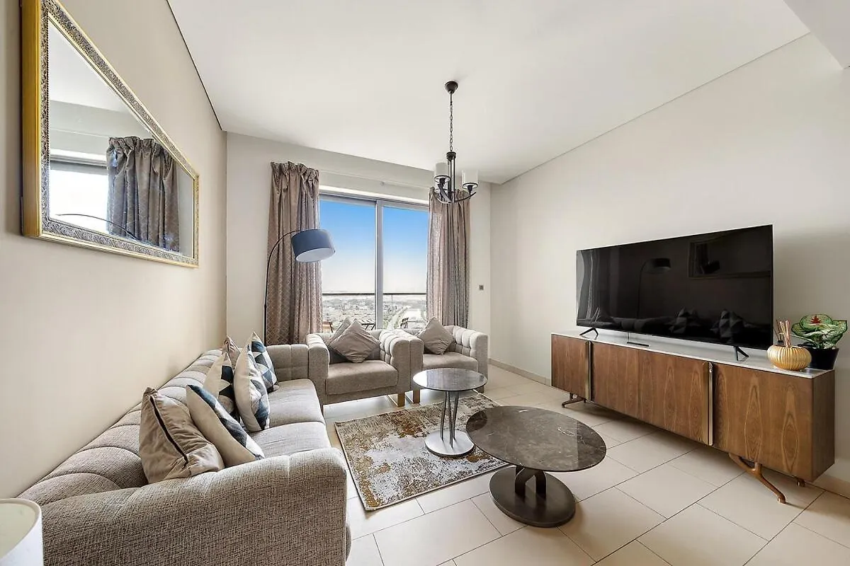 Luxurious 2Br Apartment In Sobha Hartland Greens Ντουμπάι