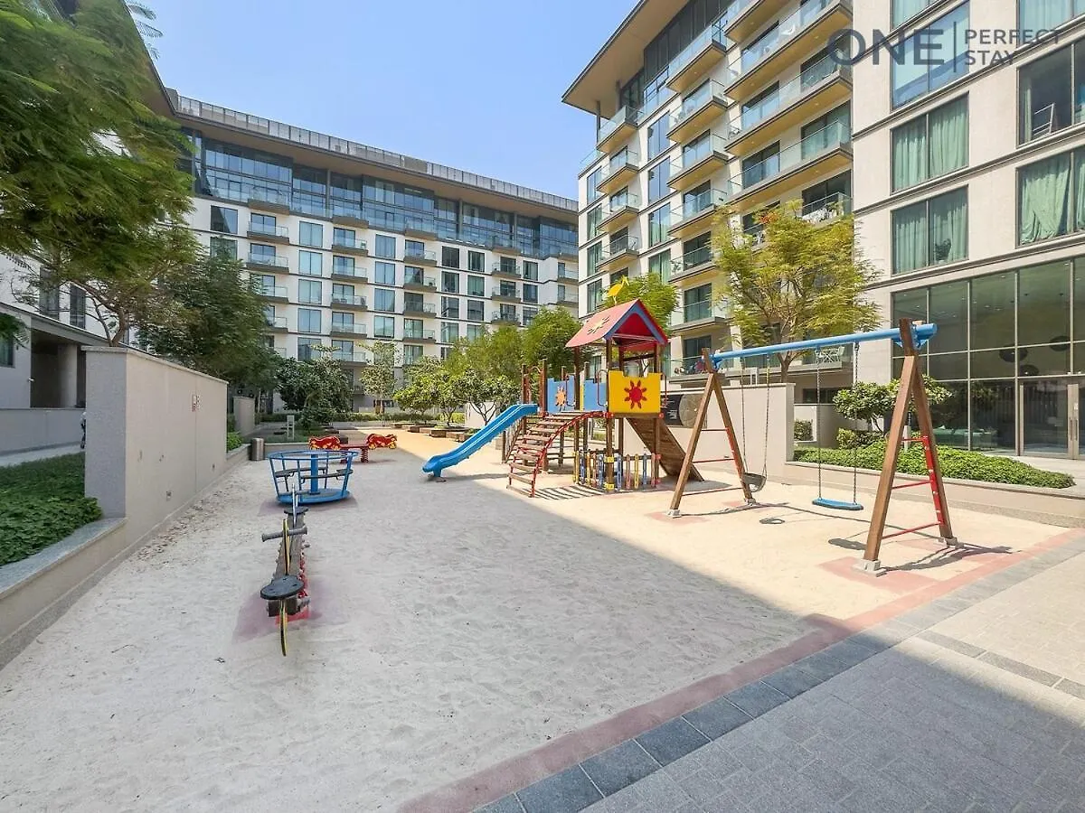 Luxurious 2Br Apartment In Sobha Hartland Greens Ντουμπάι